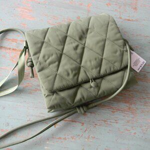 NWT VERA BRADLEY BAIRD HIPSTER BRONZE GREEN  CROSSBODY $75